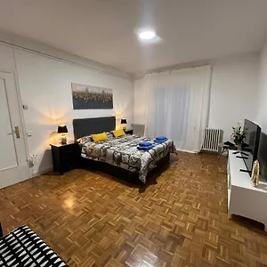  Bed & Breakfast Rambla Catalunya Spain
